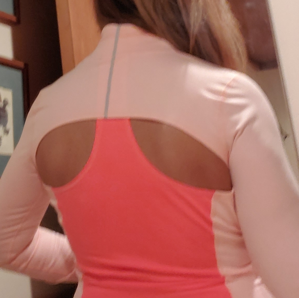 Hollister Sport cutout design